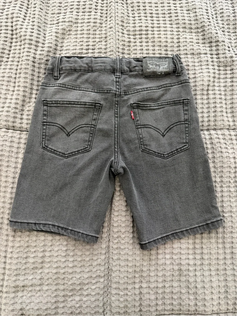 Levi's Boys Black Wash Denim Jean Shorts Adjustable Waist Slim Size 12